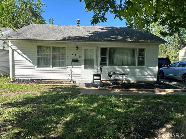37 Louise Ln, Cahokia, IL 62206