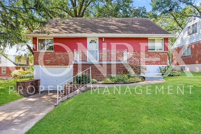 1st image of 8624 Belcrest Dr