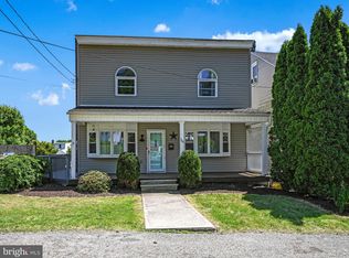 728 W John St, Frackville, PA 17931