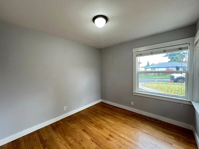 1650 Manor Dr — Photo 7