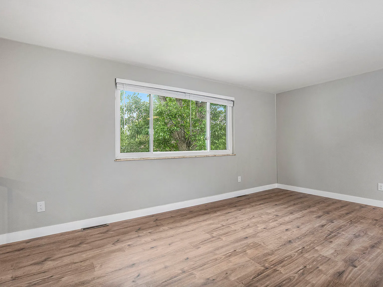 4 bed, 1788 sqft, $3,550 — Photo 2