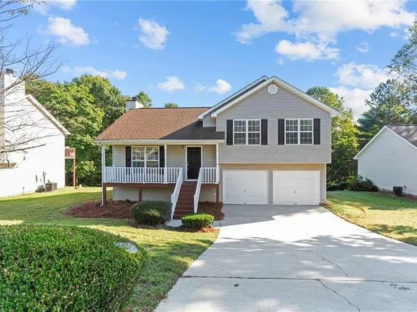4051 Parks Rd, Flowery Branch, GA 30542