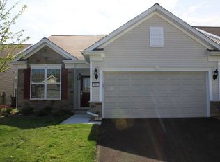 860 Butterfly Field Dr, Elgin, IL 60124