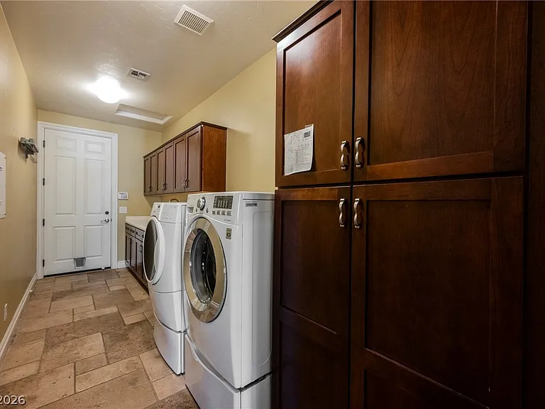 7449 Proud Meadows St — Photo 4