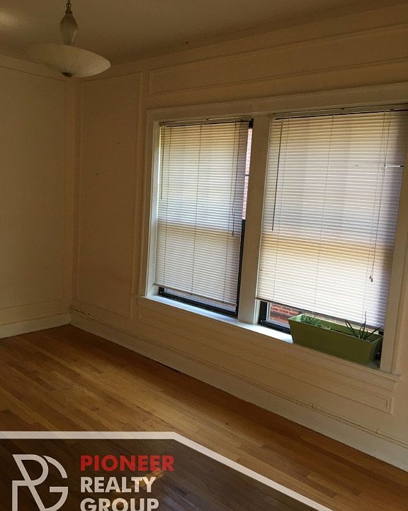 1st image of 1025 Dempster St #1031E2