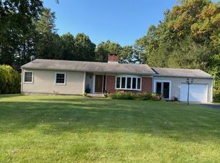 186 Sheffield Ave, Longmeadow, MA 01106