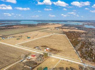 Waverly Rd, Paola, KS 66071