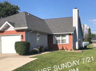 325 N Church St APT A, Carlock, IL 61725