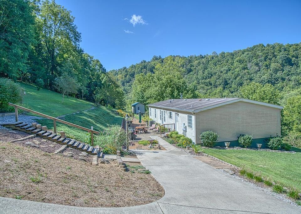 1st image of 258 Knob Creek Rd