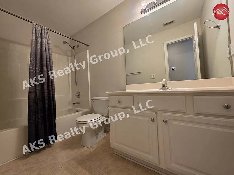 1108 Colony Trl — Photo 14