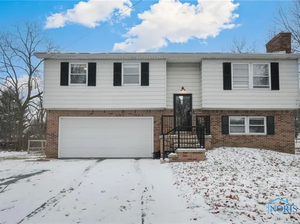 511 N Wintergarden Rd, Bowling Green, OH 43402