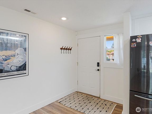5th image of 406 NW 54 Street