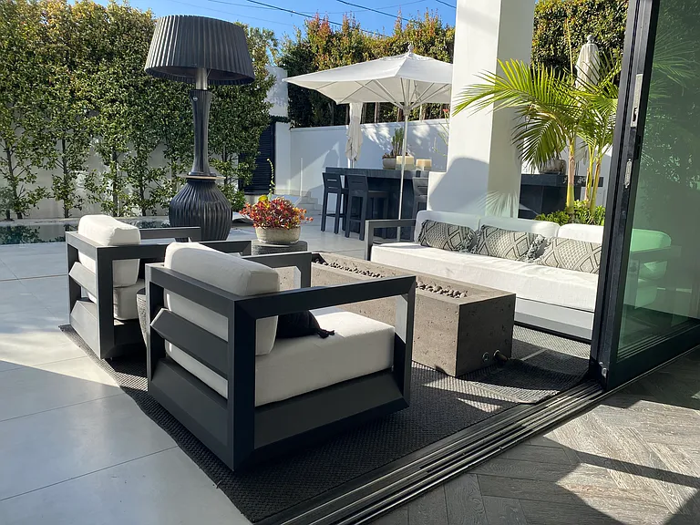 213 S La Peer Dr — Photo 69