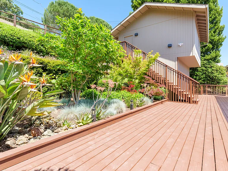 334 Santa Margarita Dr — Photo 40