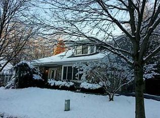 4 Orchid Ct, Princeton, NJ 08540