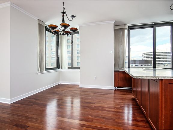4th image of 10 City Pl APT 11D