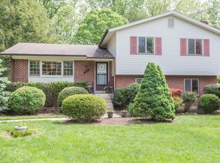 1314 Downs Dr, Silver Spring, MD 20904