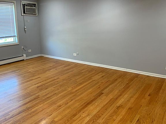 2nd image of 4454 S Archer Ave #2B