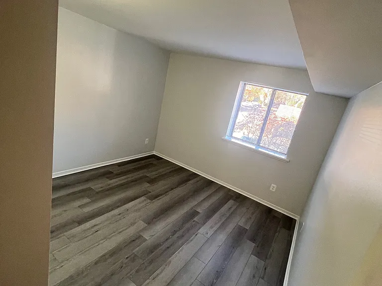 1st bedroom