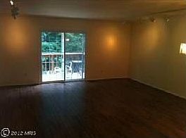 bryansmill_lvngroom2
