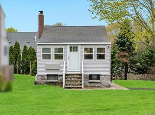 25 Cedar Road, Wading River, NY 11792
