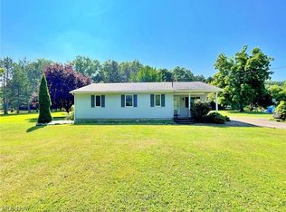 1560 Claus Rd, Vermilion, OH 44089
