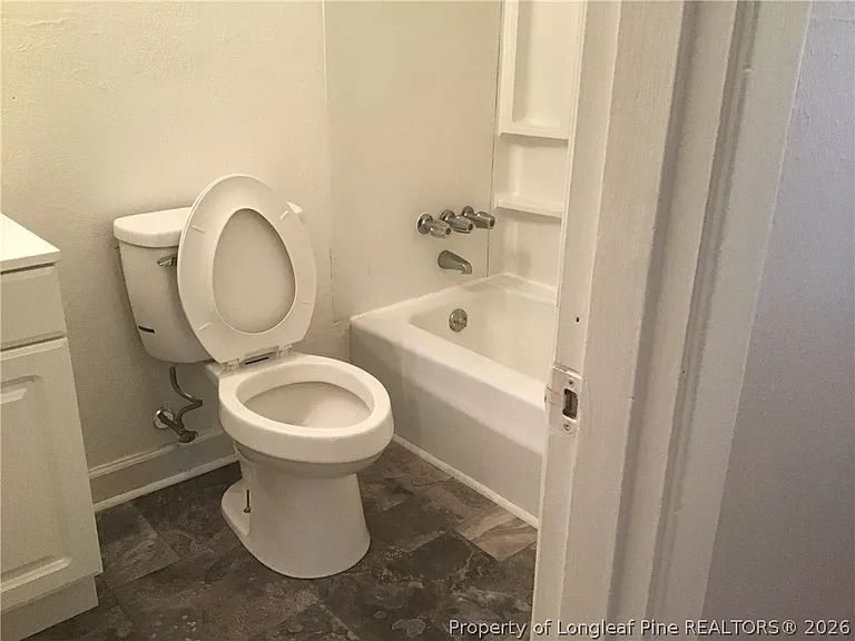 320 Bandera Dr — Photo 14