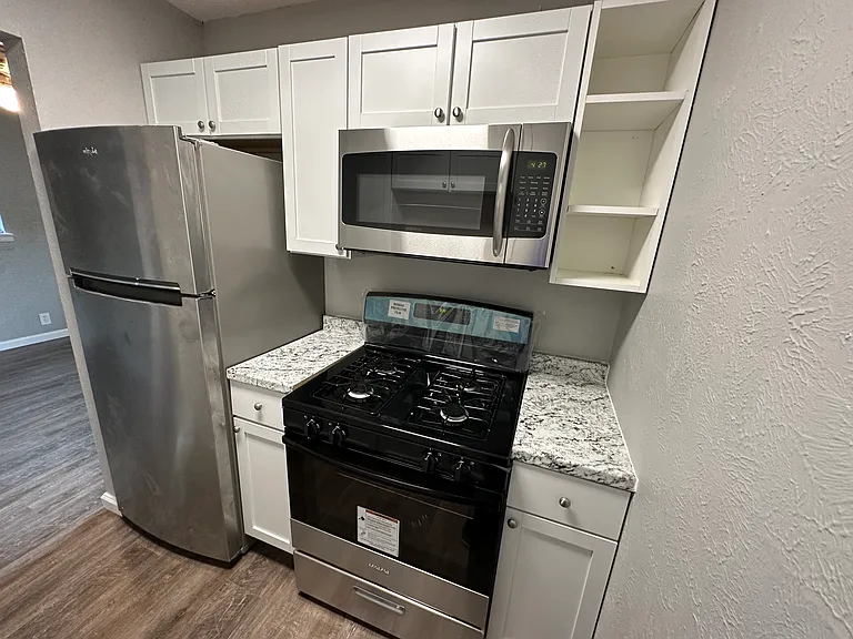 907 S Mesquite St #B — Photo 3