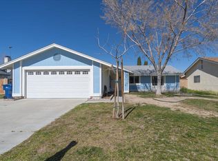 2303 Edam St, Lancaster, CA 93536