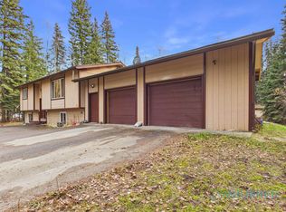 3025 Victoria Cir, North Pole, AK 99705