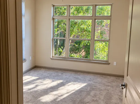 Retreat at Dorsey Manor, 118 Haynes St #422, Marietta, GA 30060