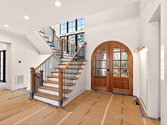 2nd image of 105 Edenburgh Rd