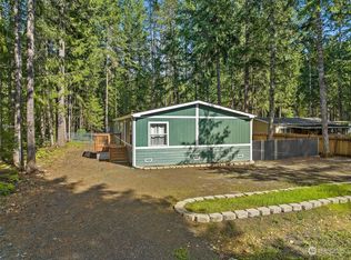 30 N Buckhorn Way, Hoodsport, WA