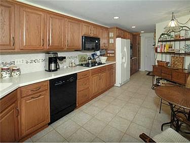 2nd image of 5021 Whispering Pines Ln #5021