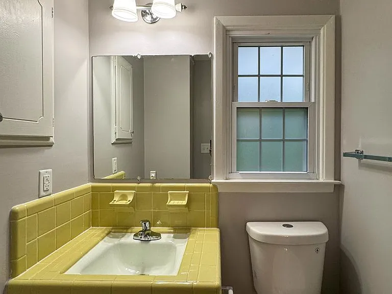 726 Dandridge Dr — Photo 14