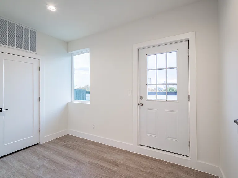 1614 N Fitzhugh Ave #101 — Photo 27
