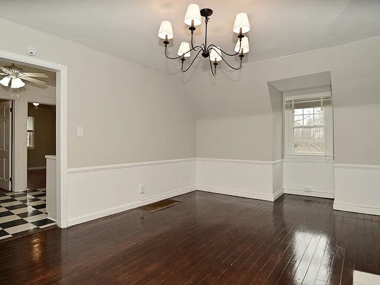 3775 E Thompson Rd — Photo 32