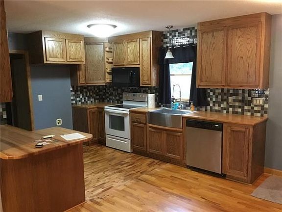 2nd image of 2561 Buford Dr