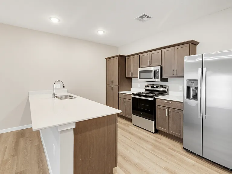 1819 Palace Dr #1C — Photo 2