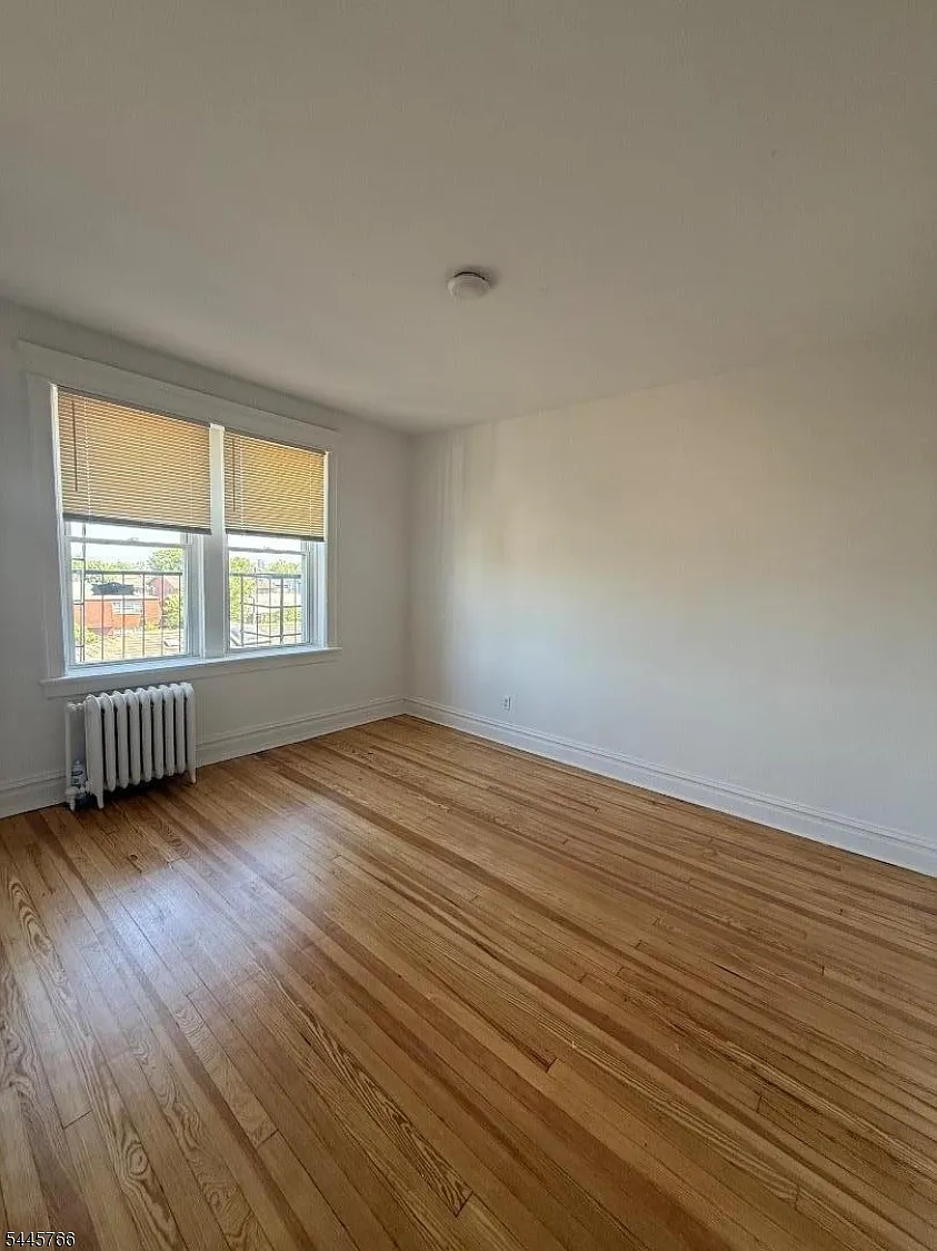 1 bed, 1.0 bath, $1,700 — Photo 4