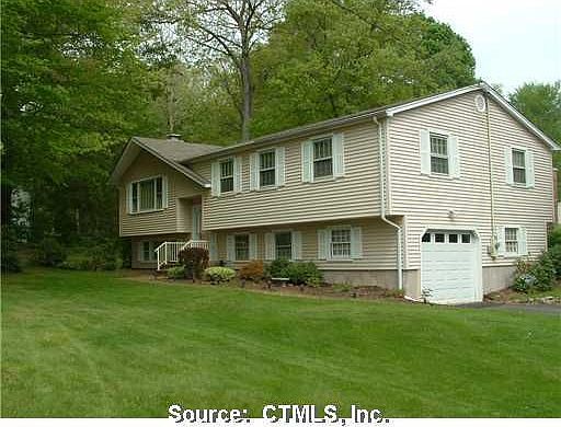 2nd image of 138 Cook Hill Rd