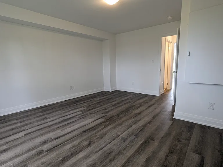 169 Lancaster St W #503 — Photo 9