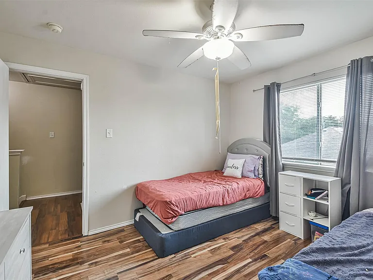 11735 Pebble Sands Dr — Photo 18