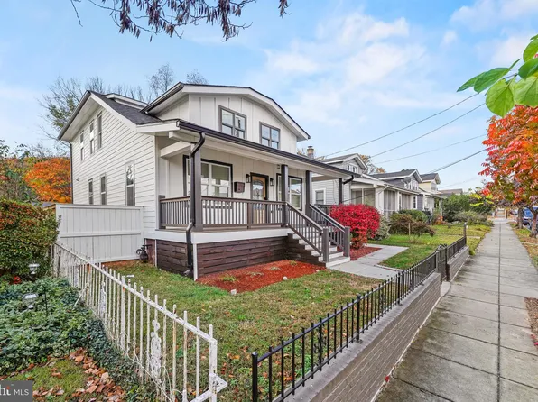 2207 Rand Pl NE, Washington, DC 20002