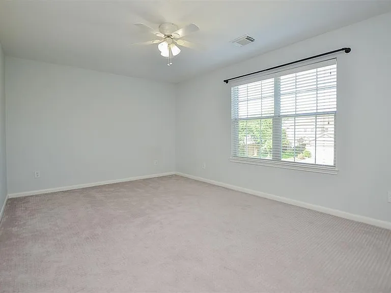 2219 Gable Hollow Ln — Photo 41