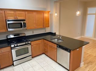 20 Parmenter St APT 303, Boston, MA 02113
