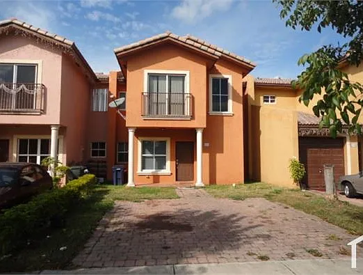 650 SW 7th Ter
