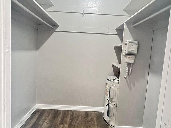 4th image of 2802 4th St S #1