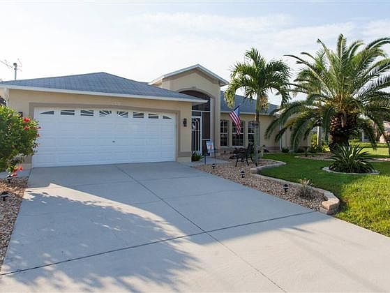 1st image of 2529 SW 25th Ave