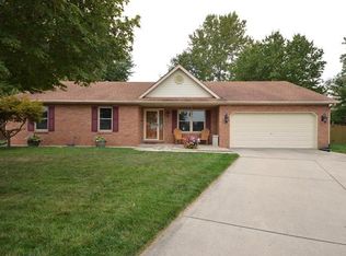 1627 Thunderbird Ln, Belleville, IL 62221